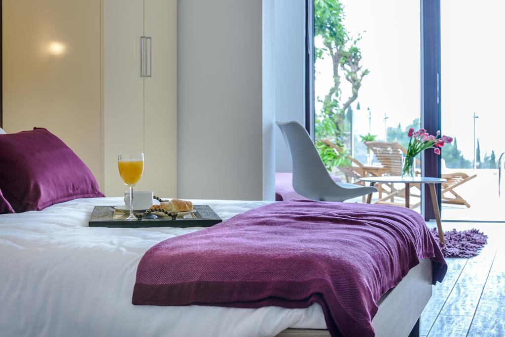 Tandem Apartments With Swimming Pool Cavtat Kültér fotó