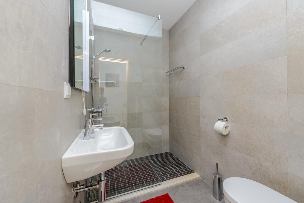 Tandem Apartments With Swimming Pool Cavtat Kültér fotó